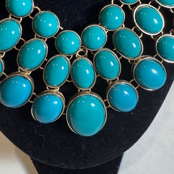 Statement Necklace Turquoise Blue Gold Tone Bib Costume Jewelry Women's - Picture 2 of 4